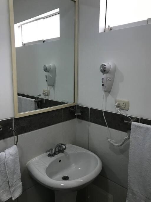 Confortable And Functional Apartment In Miraflores ! Lima Zewnętrze zdjęcie